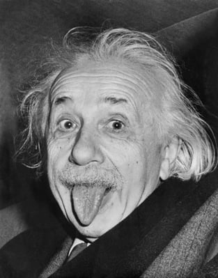 Albert_Einstein_sticks_his_tongue