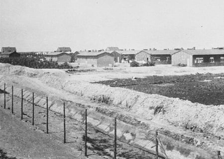 Westerbork_camp_1940-1945